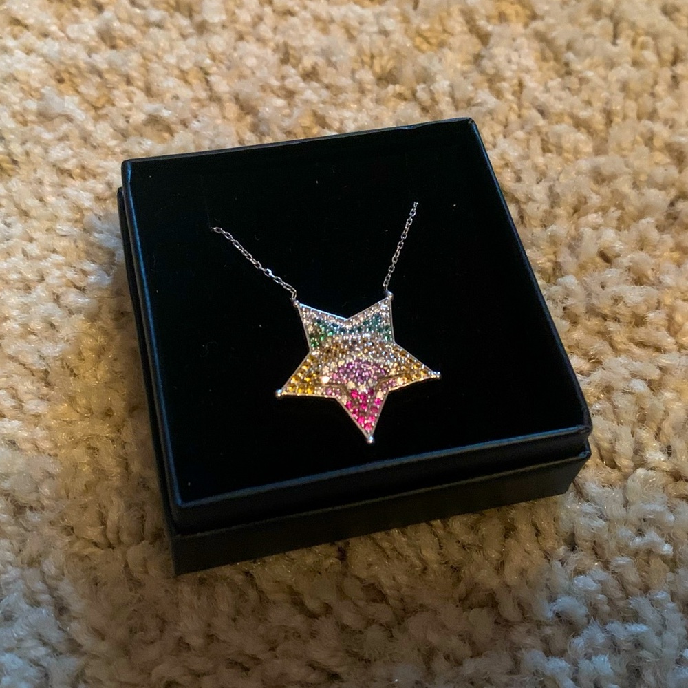 Rainbow Dimond star necklace - Picture 4 of 16